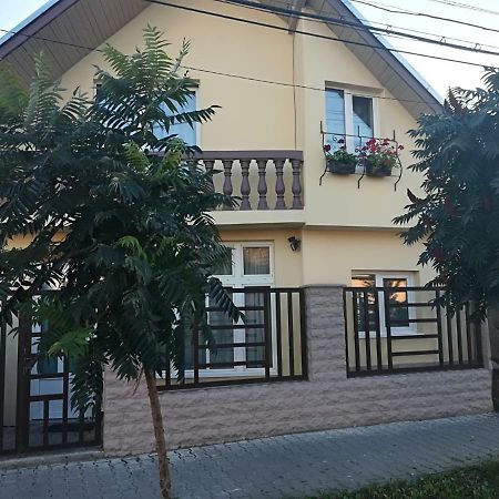 Villa Five Ludus Exterior foto