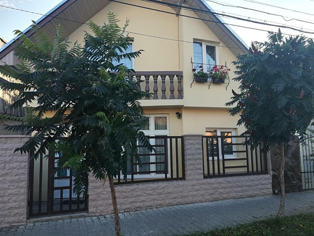 Villa Five Ludus Exterior foto